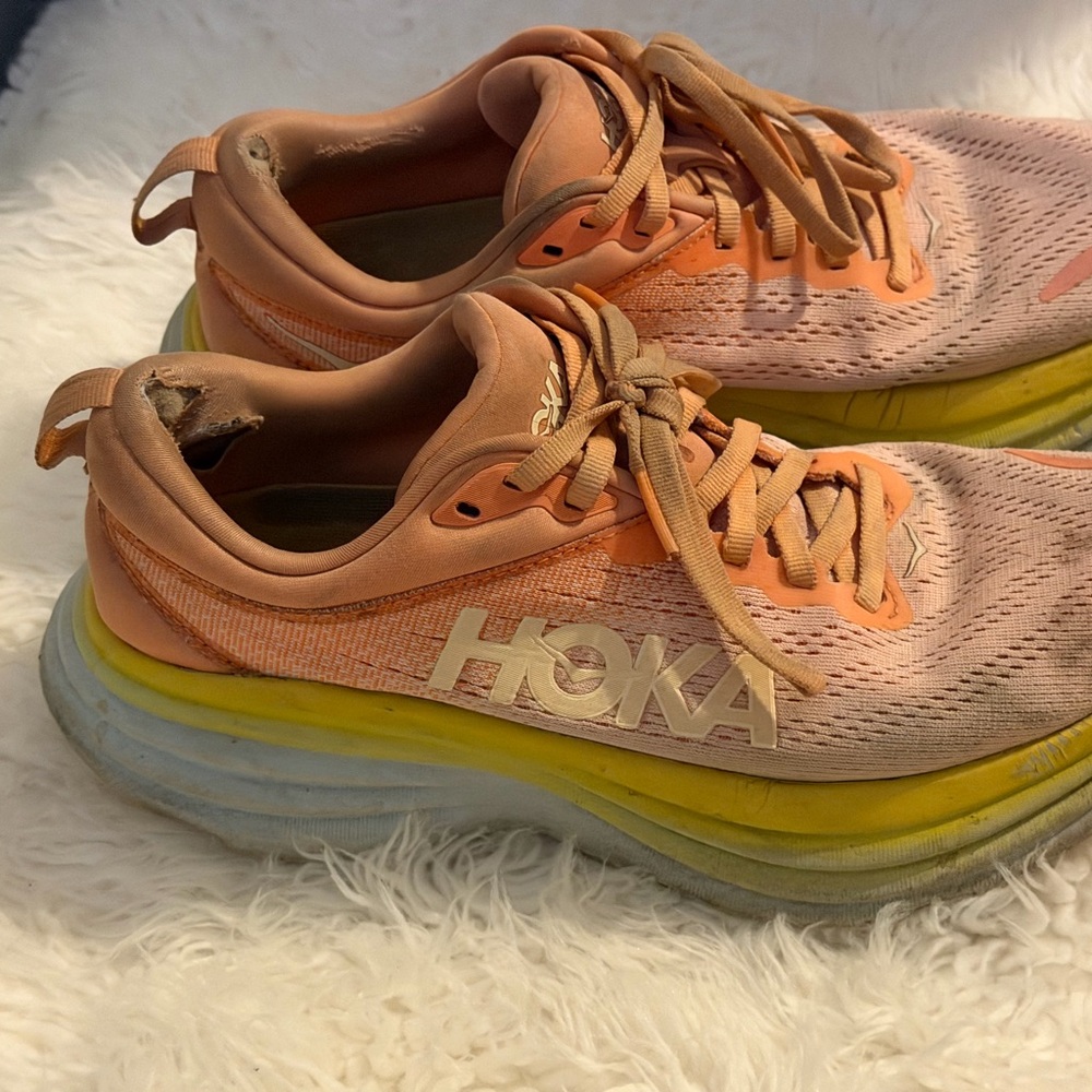 HOKA Women's Bondi 8 Women’s Size 7.5 Shell Coral Peach Parfait Sneakers